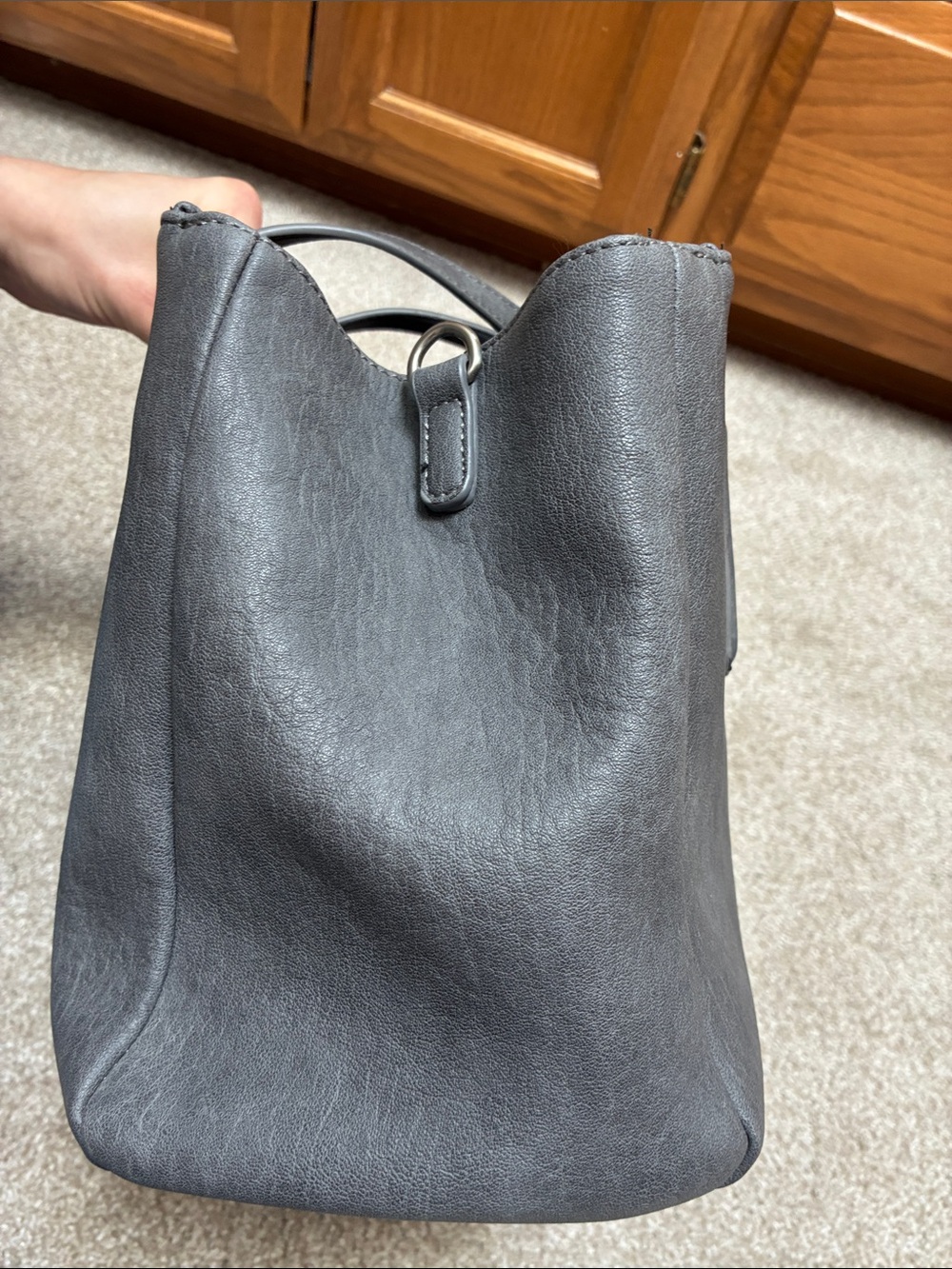 Classic Gray Leather Tote Bag - Versatile Everyday Handbag - Picture 3 of 8